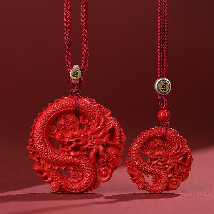 Buddha Stones Jahr des Drachen Halskettenanhänger aus 925er-Sterlingsilber, natürlicher Zinnober, Kupfermünze, Glücksbringer