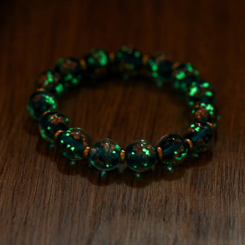 Buddha Stones Gold Schlucktier Familie Charm Leuchtendes fluoreszierendes Liuli-Glasperlen-Erfolgsarmband