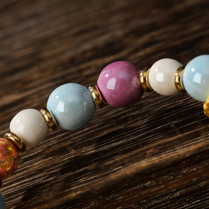 Buddha Stones, tibetische Zakiram-Göttin des Reichtums, Kaninchen-Löwenkopf-Charm, Liuli-Glas, Weihrauch, Esche, Porzellanperlen, Schutzarmband