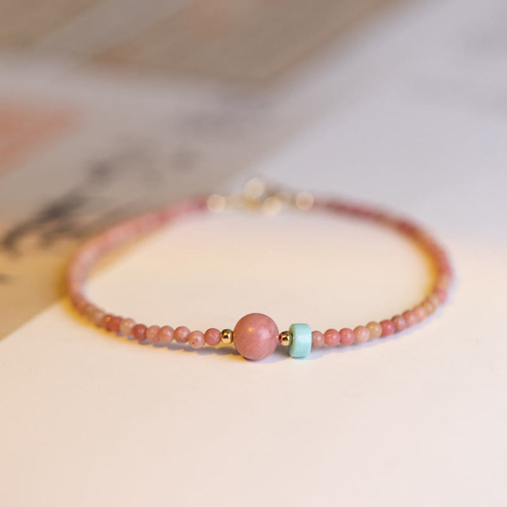 Buddha Stones 14K vergoldetes natürliches Rhodonit-Liebesenergie-Kettenarmband