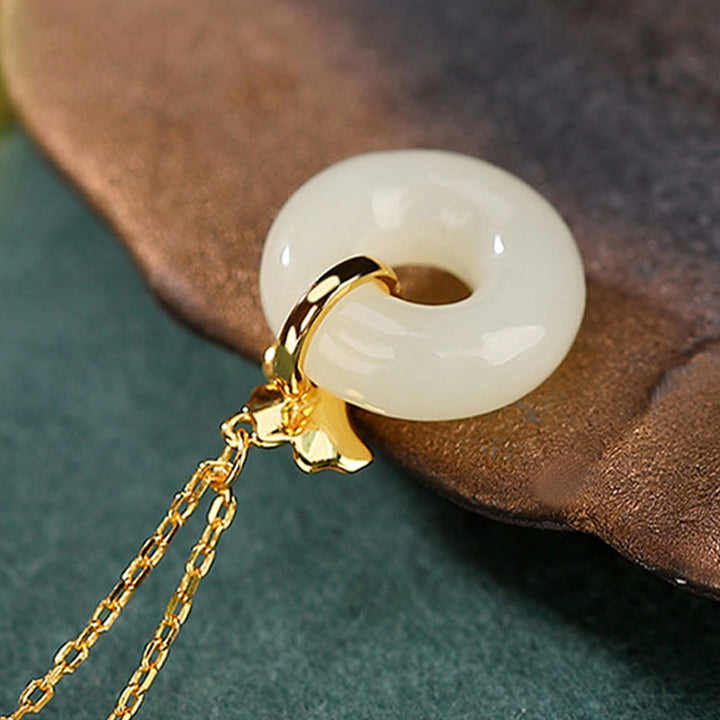 Buddha Stones 925 Sterling Silber natürliche Hetian Jade Ginkgo Blatt Frieden Schnalle Glück Halskette Anhänger