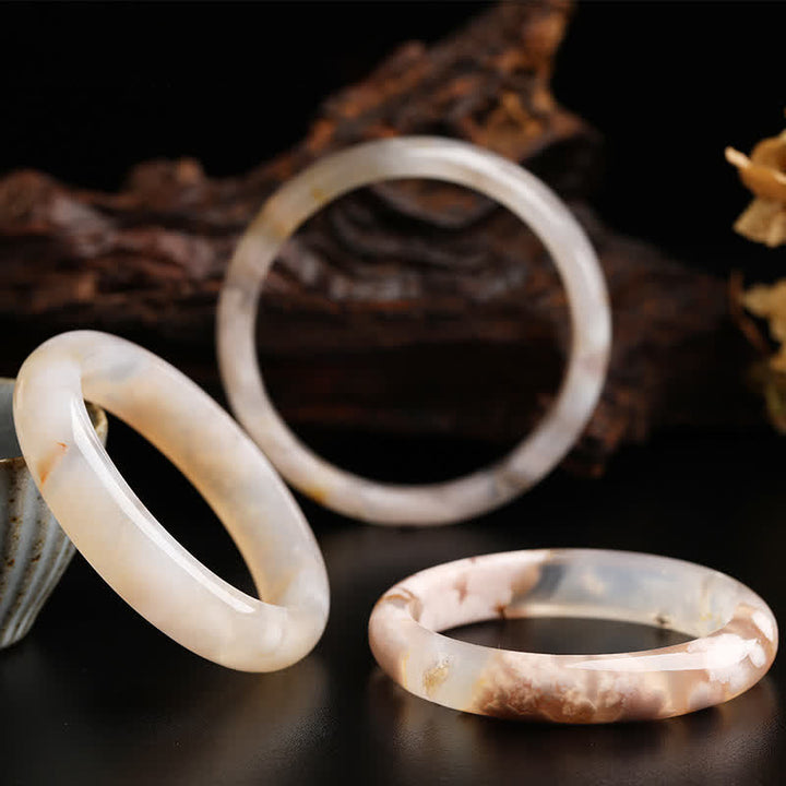 Natürlicher Sakura-Achat-Friedensarmband-Armreif