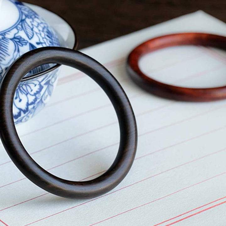 Buddha Stones Tibetisches kleines Blatt rotes Sandelholz Ebenholz grünes Sandelholz Schutzarmband Armreif