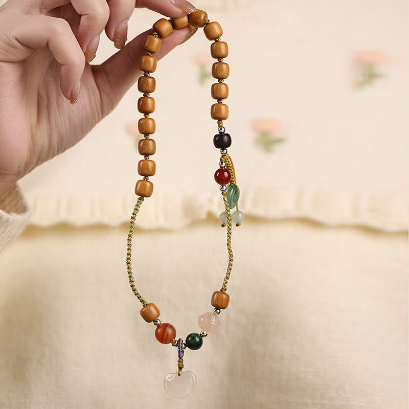 Buddha Stones Grünes Sandelholz-Chalcedon-Peace-Schnalle-Charm-Beruhigendes Doppelwickelarmband