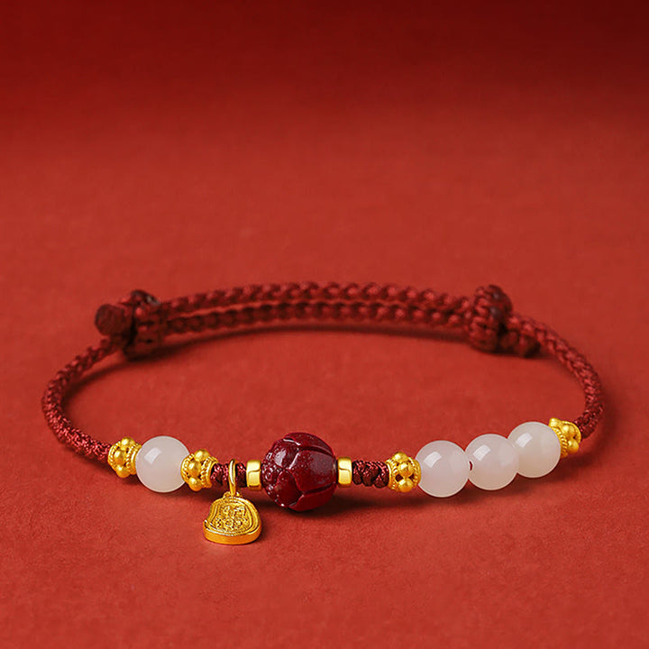Buddha Stones 24K vergoldetes Hetian Weiß Jade Cinnabar Lotus Glücksseil-Armband