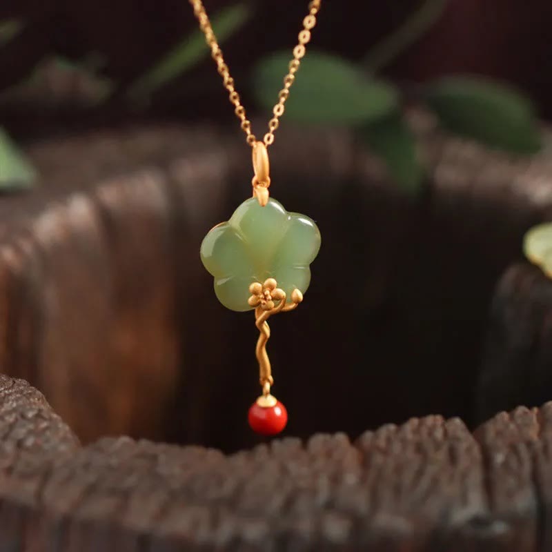 Vintage Pflaumenblüten Blume Jade Roter Achat Wohlstand Halskette Anhänger