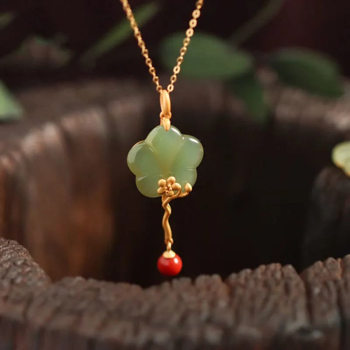 Vintage Pflaumenblüten Blume Jade Roter Achat Wohlstand Halskette Anhänger