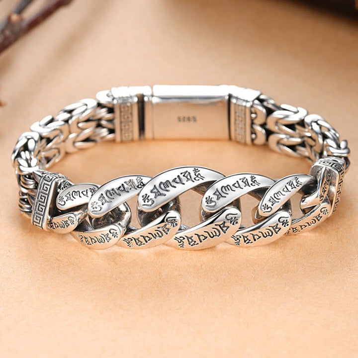 Buddha Stones Om Mani Padme Hum Armband mit Gravur „Peace Purity“.