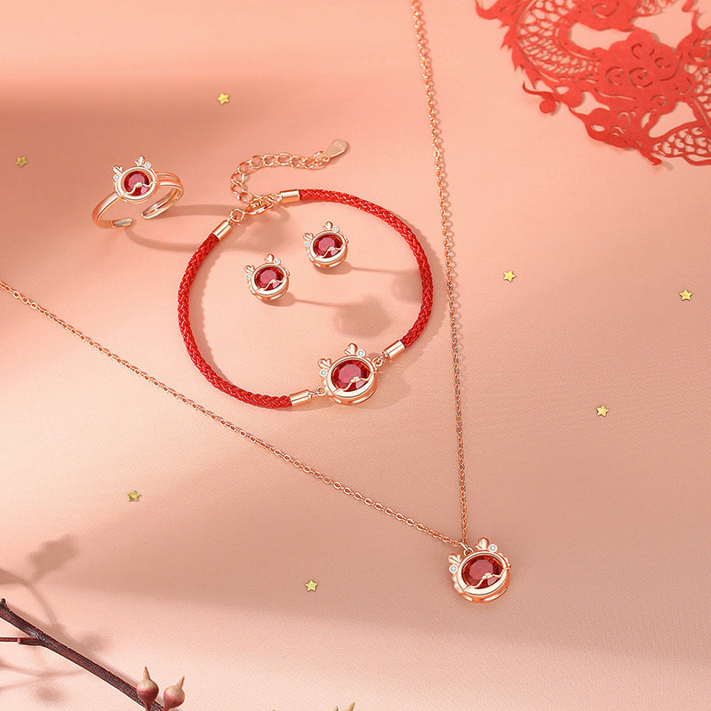 Buddha Stones, 925er-Sterlingsilber, Jahr des Drachen, Glück, roter Zirkon, Halskette, Anhänger, Armband, Ohrringe, Ring