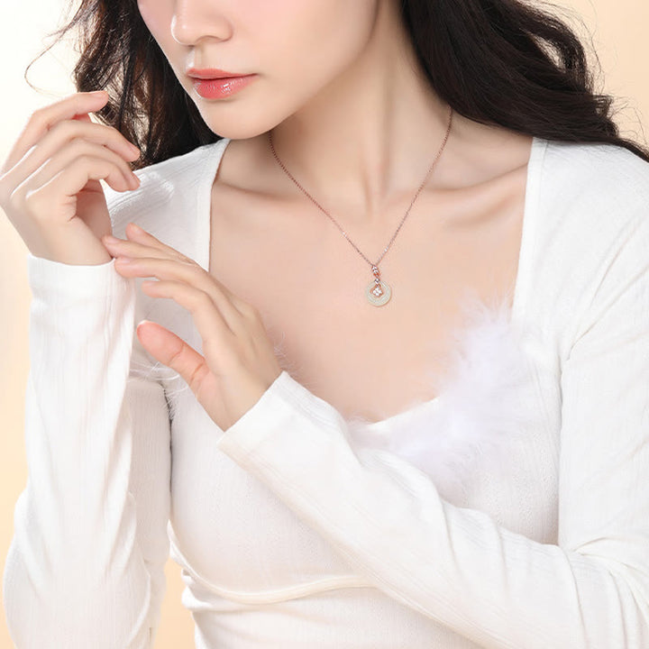 Buddha Stones 925 Sterling Silber natürliche Hetian Jade Glück vierblättriges Kleeblatt Zirkon Halskette Anhänger mit Geschenkbox