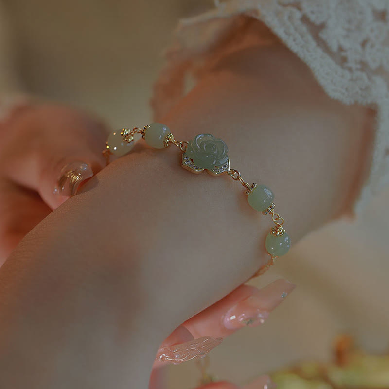 Buddha Stones 14K vergoldetes Hetian Jade Rosenblüten-Glückskettenarmband