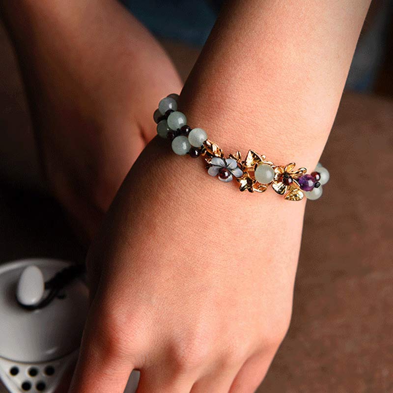 Buddha Stones Grünes Aventurin-Granat-Perlen-Blütenblatt-Glücksarmband