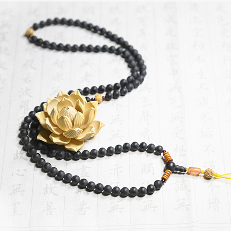 Buddha Stones Tibetisches Mala-Zypressen-Bodhi-Samen-Heilarmband aus rotem Achat