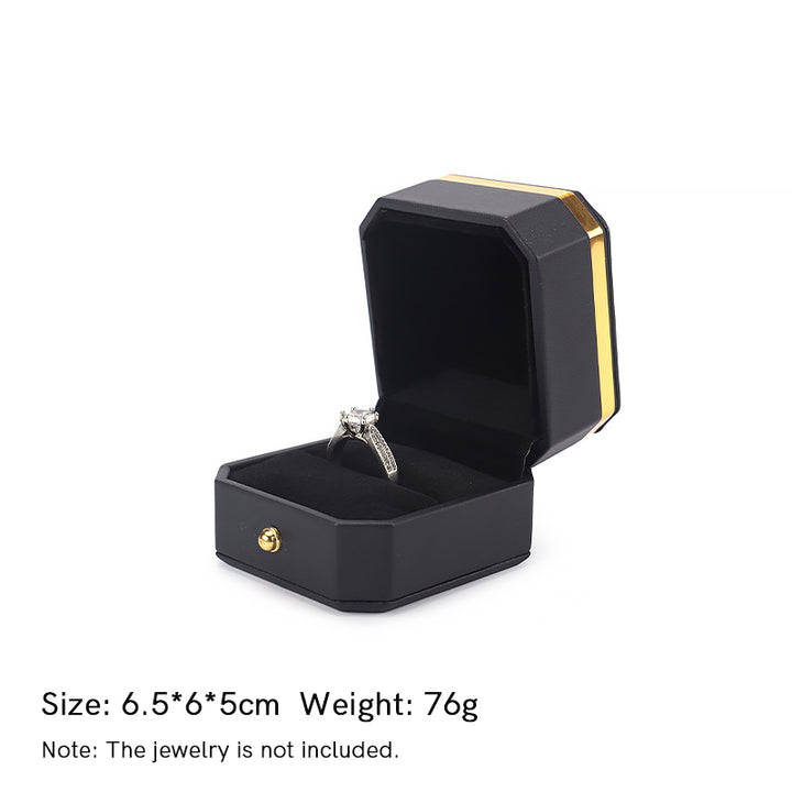 Schmuck-Aufbewahrungsbox, Geschenkbox aus PU-Leder - Schwarz - Ringbox (6,5 x 6 x 5 cm) - image 13