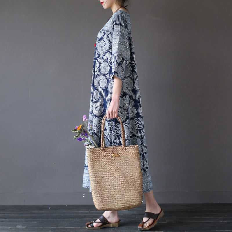 Buddha Stones – Midikleid aus Baumwolle und Leinen mit Blumenmuster, Blau /Weiß , mit Knöpfen, Dreiviertelärmeln und Taschen