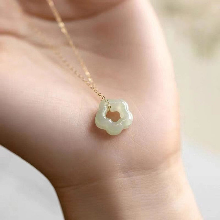 Buddha Stones Zierliche Hetian Jade Cyan Jade Glück Blumen Charm Halskette Anhänger - image 2