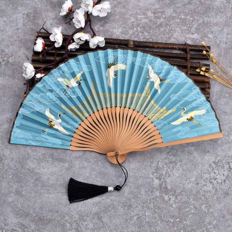 Handgefertigter Faltfächer aus Bambus im Vintage-Stil mit Wolken-Kranich-Muster von Buddha Stones - Himmelblau - image 4
