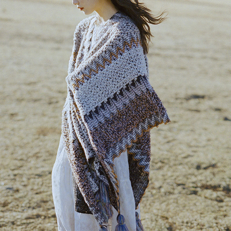 Tibetischer Schal mit Buddha Stonesn, grau-braun gestreift, gestrickte Quasten, gemütlicher Winter-Reiseschal - 140 x 110 cm - image 0