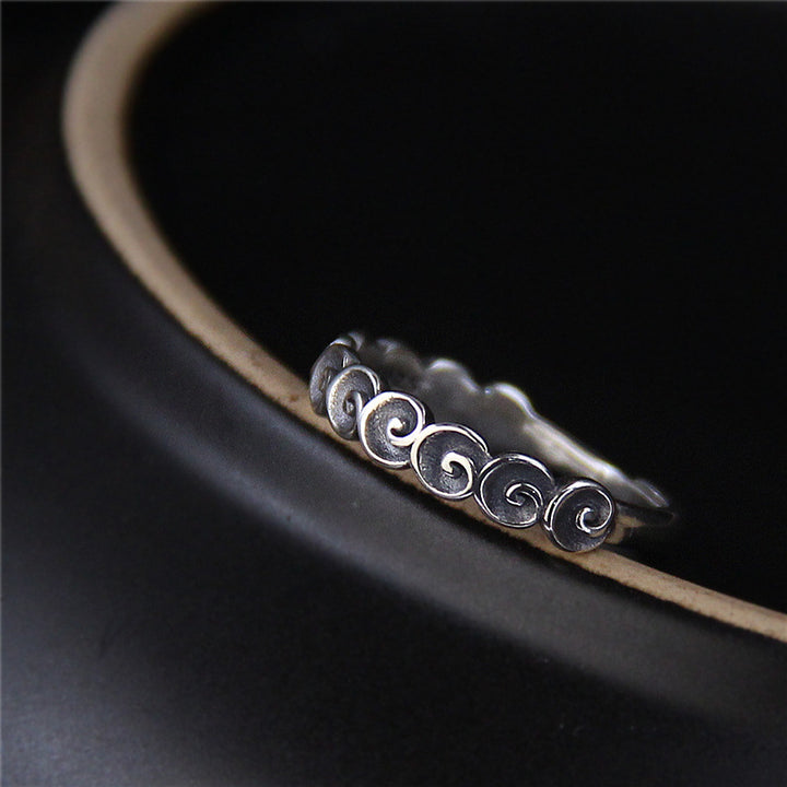 Buddha Stones Ring aus 925er-Sterlingsilber mit der Gravur „Glücksbringende Wolken“. - image 1