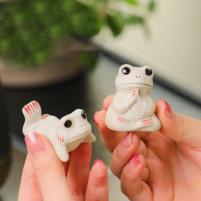 Buddha Stones Mini Kleiner betender Frosch Keramik Reichtum Wohlstand Zuhause Tee Haustier Figur Dekoration - image 5