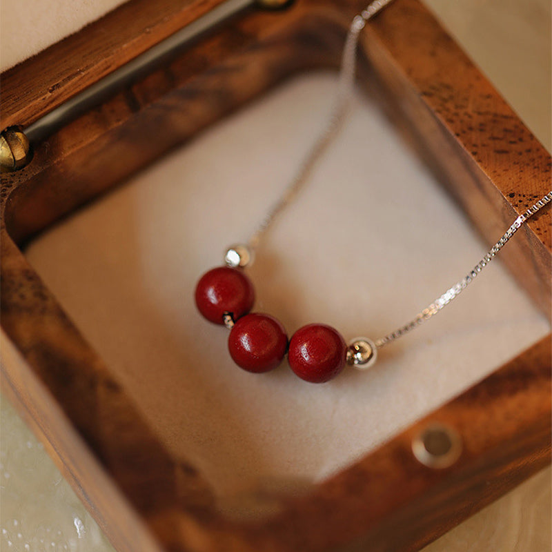 Buddha Stones Halsketten-Anhänger aus 925er-Sterlingsilber mit Zinnoberperlen - 6mm Drei Zinnoberperlen - image 0