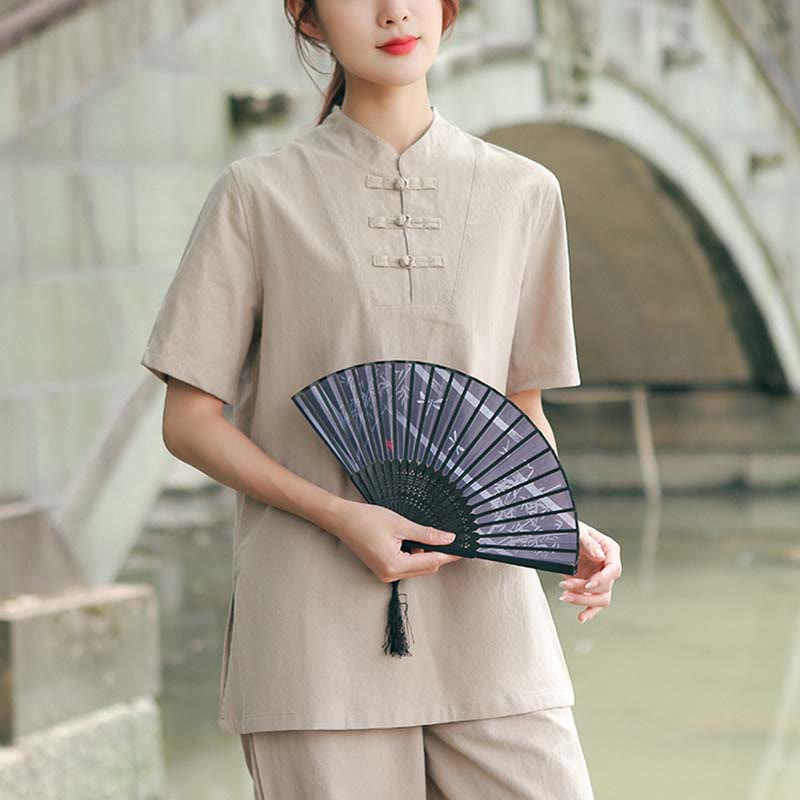 Buddha Stones 2-teiliges Damen-Kleidungsset mit kurzen Ärmeln, Oberteil, T-Shirt und Hose, Meditation, Zen, Tai Chi, Baumwolle und Leinen - Khaki (Oberteil und Hose) - US18， UK/AU22，EU50 (6XL) - image 0