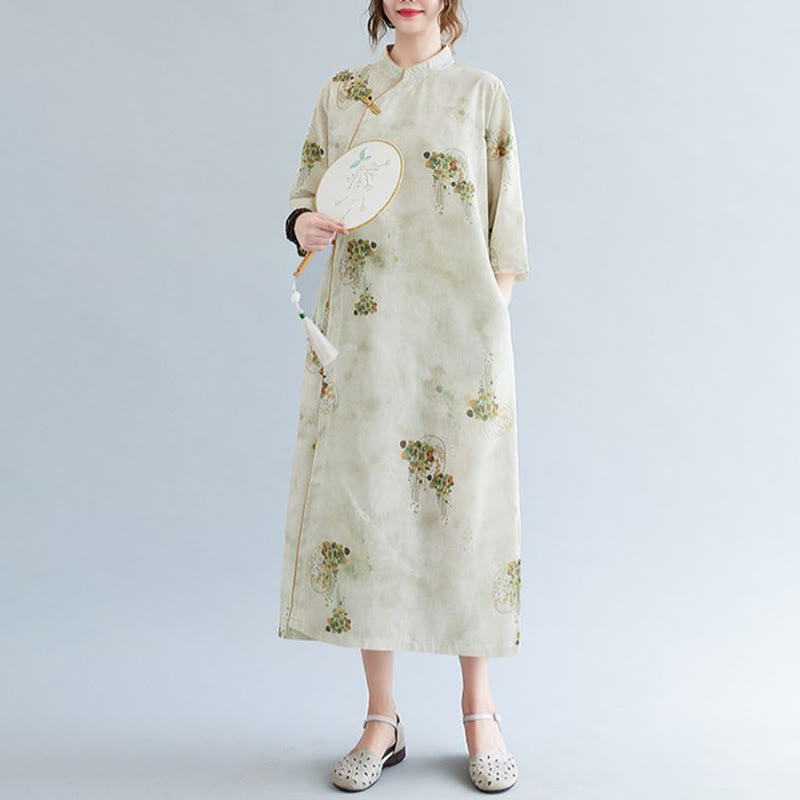 Cheongsam-Midikleid mit Buddha-Steinen, Blumen, Grün und Gelb, Blätter-Print, Dreiviertelärmel, mit Taschen - 2XL(Brustumfang 114 cm/Schulter 43 cm/Länge 118 cm) - image 0