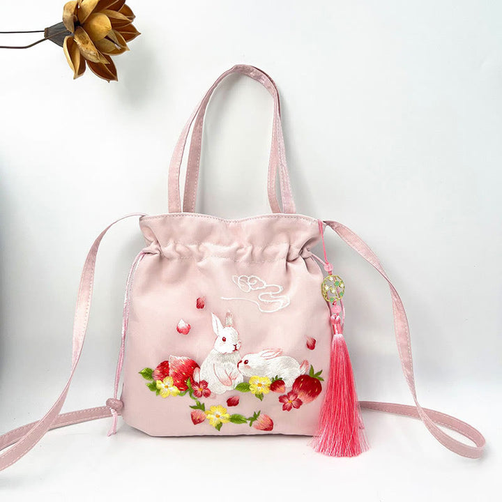 Buddha Stones Suzhou Stickerei Lotus Hirsch Epiphyllum Pfingstrose Kaninchen Baumwoll-Leinen Tote Crossbody Tasche Schultertasche Handtasche - Rosa Erdbeerhase 21 x 22 cm - image 18