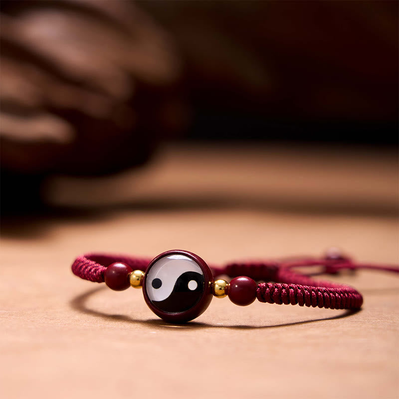 Buddha-Steine ​​Glücks-Zinnober-rote Schnur Yin Yang Symbol Bagua Segen Armband - Yin-Yang-Armband aus zinnoberroter Schnur (Handgelenkumfang: 14–18 cm) - image 0