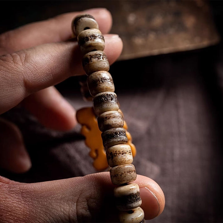 Buddha Stones Tibetische 108 Mala-Perlen aus Yak-Knochen, Dzi-Perle „Der Herr des Leichenwaldes“, Stärke-Armband