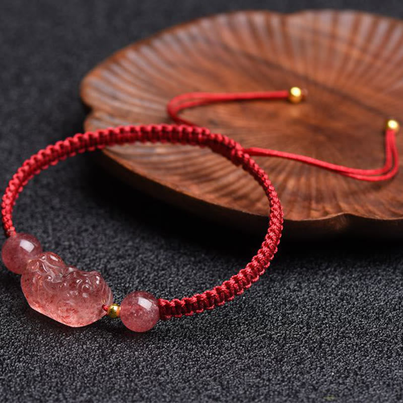 Buddha Stones Natürliches Erdbeerquarz PiXiu Lucky Red String Armband