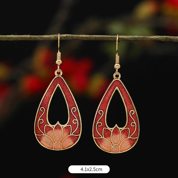 Buddha Stones Lotus-Schmetterlingsblumen-Ohrhänger aus Kupferlegierung – Erleuchtung - Roter Lotus 4,1 x 2,5 cm - image 4