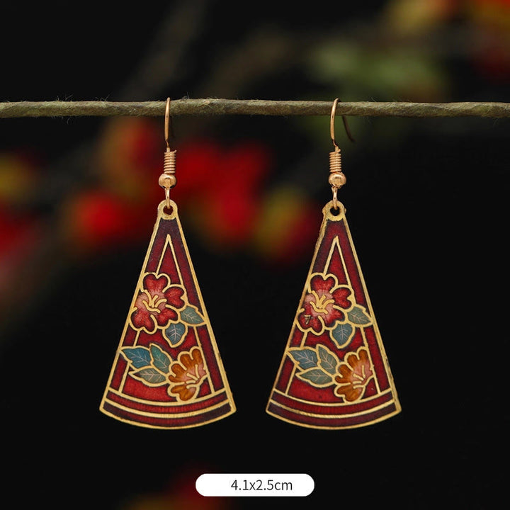 Buddha Stones Lotus-Schmetterlingsblumen-Ohrhänger aus Kupferlegierung – Erleuchtung - Dreieckige rote Blume, 4,1 x 2,5 cm - image 11