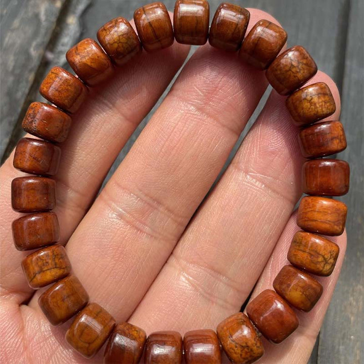 Buddha Stones Tibetischer Yak-Knochen Dreiäugige Dzi-Perle Schafshorn Roter Achat Kraft Armband