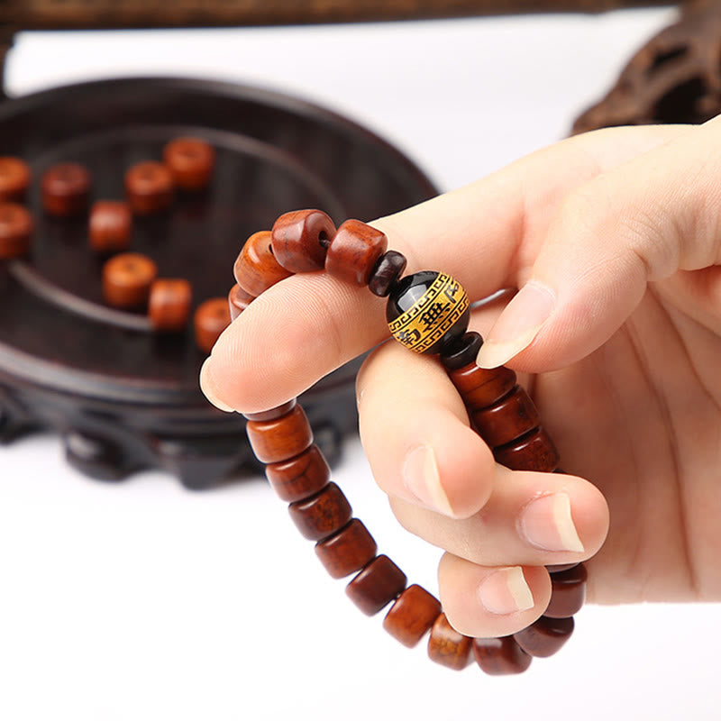 Buddha Stones Tibetische Knochenperlen Dreiäugige Dzi-Perle Schafshorn Roter Achat Stärkearmband
