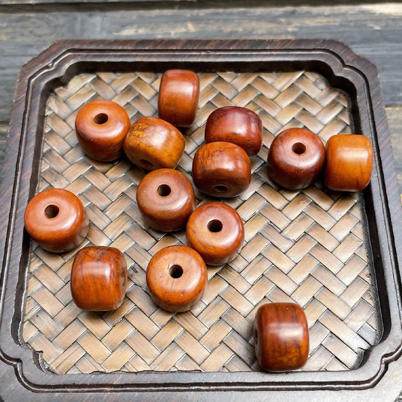 Buddha Stones Tibetische Knochenperlen Dreiäugige Dzi-Perle Schafshorn Roter Achat Stärkearmband