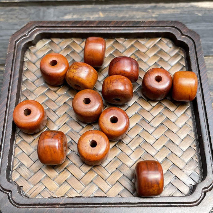 Buddha Stones Tibetische Knochenperlen Dreiäugige Dzi-Perle Schafshorn Roter Achat Stärkearmband