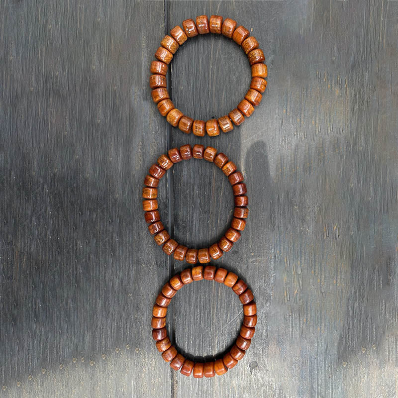 Buddha Stones Tibetische Knochenperlen Dreiäugige Dzi-Perle Schafshorn Roter Achat Stärkearmband