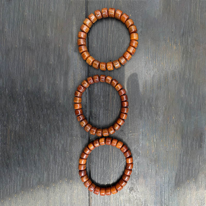 Buddha Stones Tibetische Knochenperlen Dreiäugige Dzi-Perle Schafshorn Roter Achat Stärkearmband