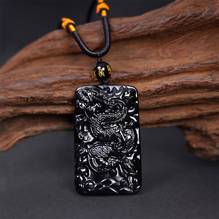 Buddha Stones Rechteckiger Drachenanhänger aus natürlichem schwarzem Obsidian mit Gravur – ein Symbol für Erfolg an einer Halskette - image 1