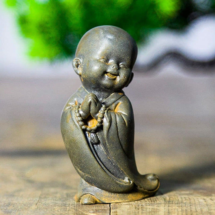 Buddha Stones Kleiner meditierender Mönch Eisenpulver Rost Gießharzstatue Schreibtischdekoration - image 16