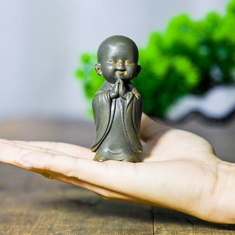 Buddha Stones Kleiner meditierender Mönch Eisenpulver Rost Gießharzstatue Schreibtischdekoration - image 21