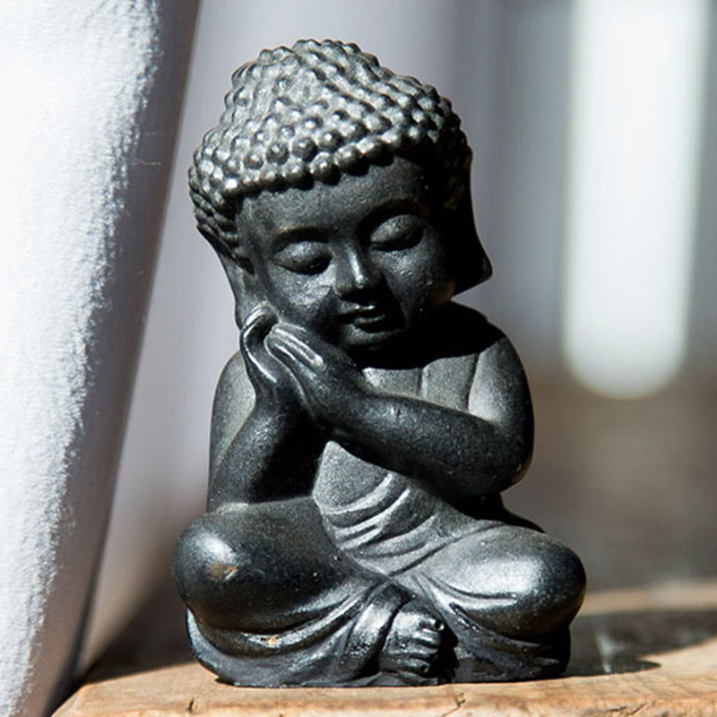 Buddha Stones Handgemachte Kleine Sakyamuni Buddha Eisenpulver Rost Gusseisen Harz Statue Dekoration - Standardversion - Buddha mit ruhendem Kinn, 9 x 5,5 cm - image 15