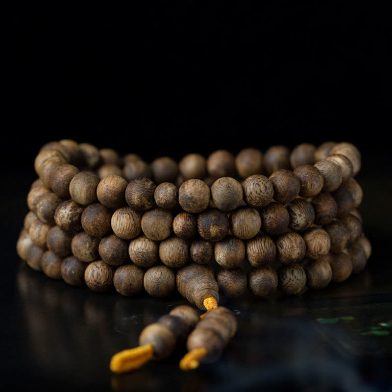 Buddha Stones 108 Mala-Perlen Hainan Weiß Qinan Adlerholz Ruhe Kraft Armband