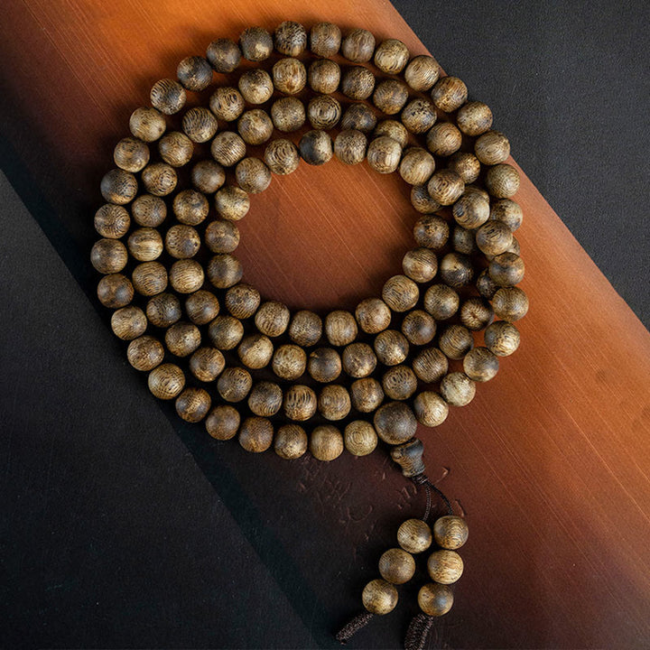 Buddha Stones 108 Mala-Perlen Hainan Weiß Qinan Adlerholz Ruhe Kraft Armband