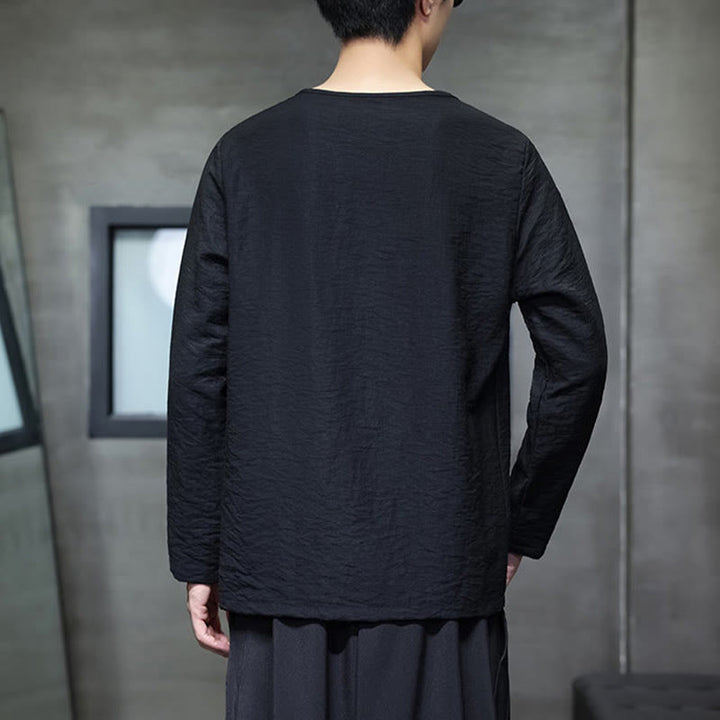 Buddha Stones, einfarbiges, lockeres Herrenhemd mit langen Ärmeln und Rundhalsausschnitt - image 26