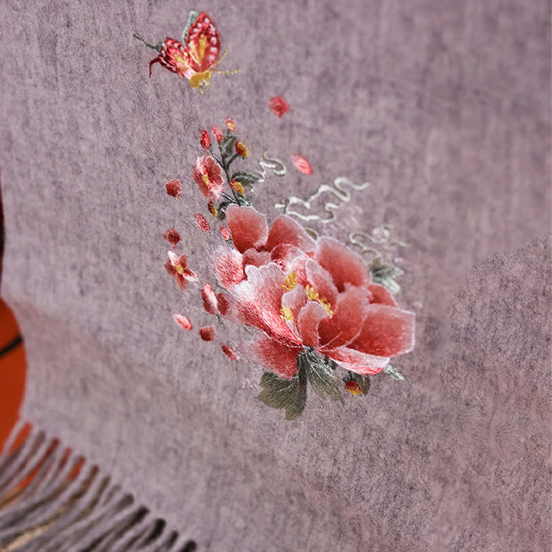 Buddha Stones Wollschal Rosa Pfingstrose Schmetterling Stickerei Quaste Winter Gemütlicher Reiseschal Wickelschal - image 1