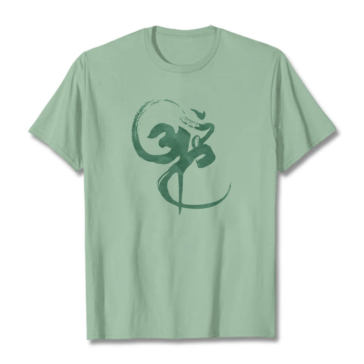 T-Shirt aus Baumwolle mit Buddha Stones und Om-Design - Blassgrün - 2XL - image 19