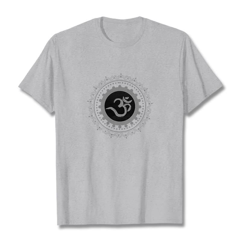 T-Shirt aus Baumwolle mit Buddha Stones und Om-Mandala-Muster - Hellgrau - 2XL - image 16
