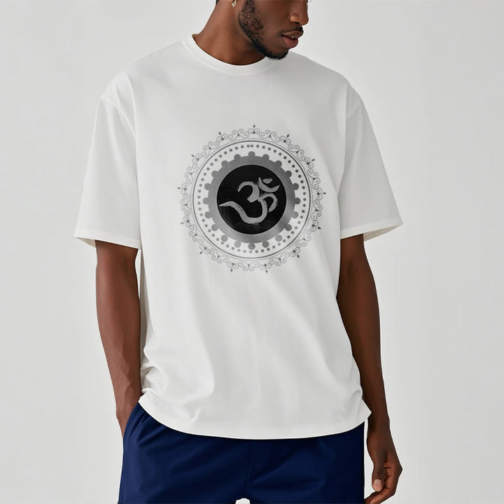 T-Shirt aus Baumwolle mit Buddha Stones und Om-Mandala-Muster - image 2